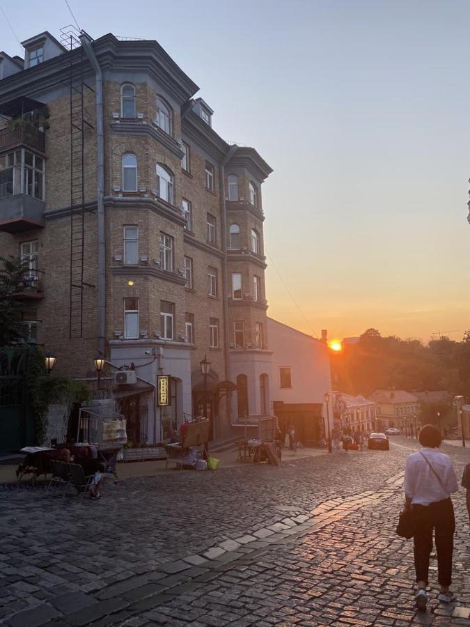 كييف Romantic Apartment On Andriivskyi المظهر الخارجي الصورة